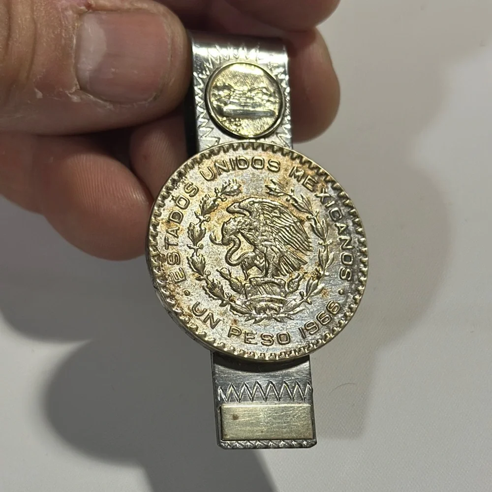 Vintage 1966 Mexican silver Coin Design Money Clip